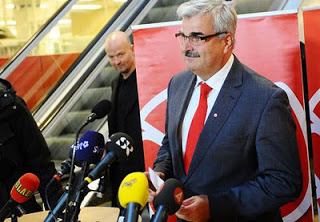 Exit Håkan – men krisen består
