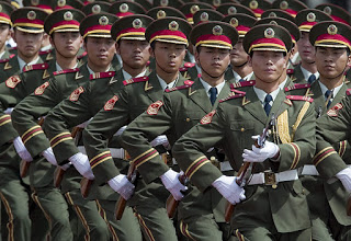 Kina satsar på militären